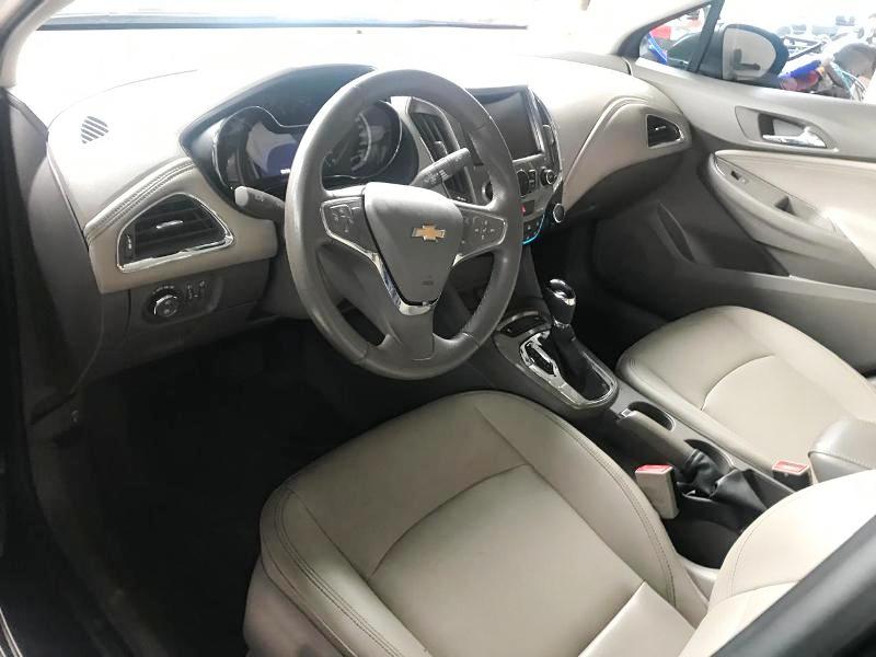 GM - Chevrolet Cruze LTZ Sedan