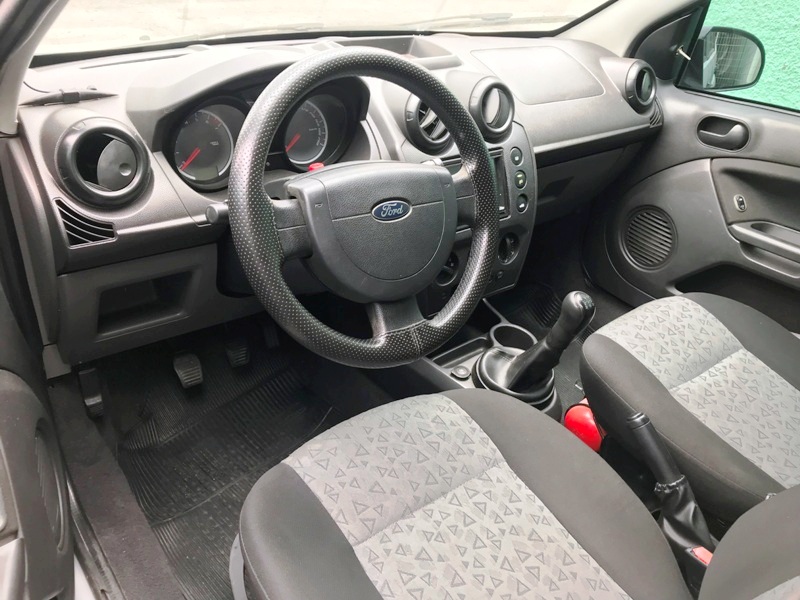 Ford Fiesta Sed. 1.6 8V Flex 4p
