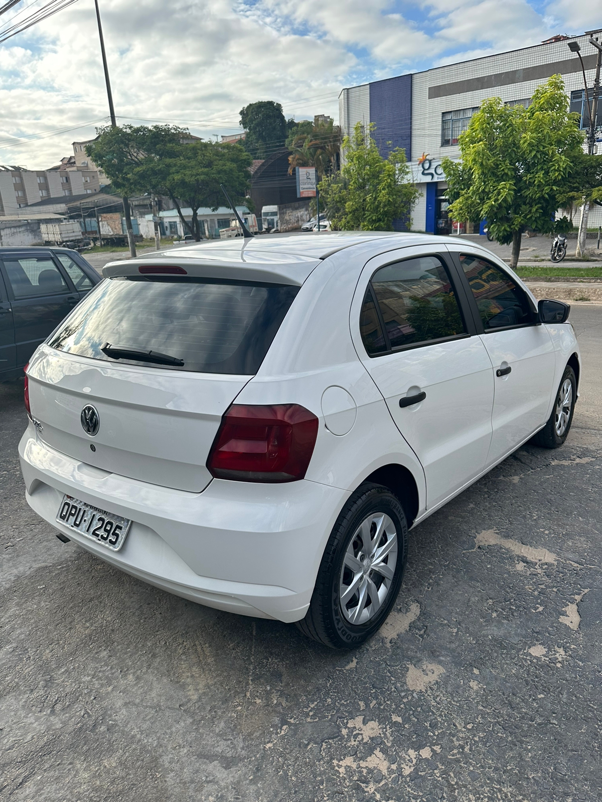 VW - VolksWagen Gol (novo) 1.6 Mi Total Flex 8V 4p