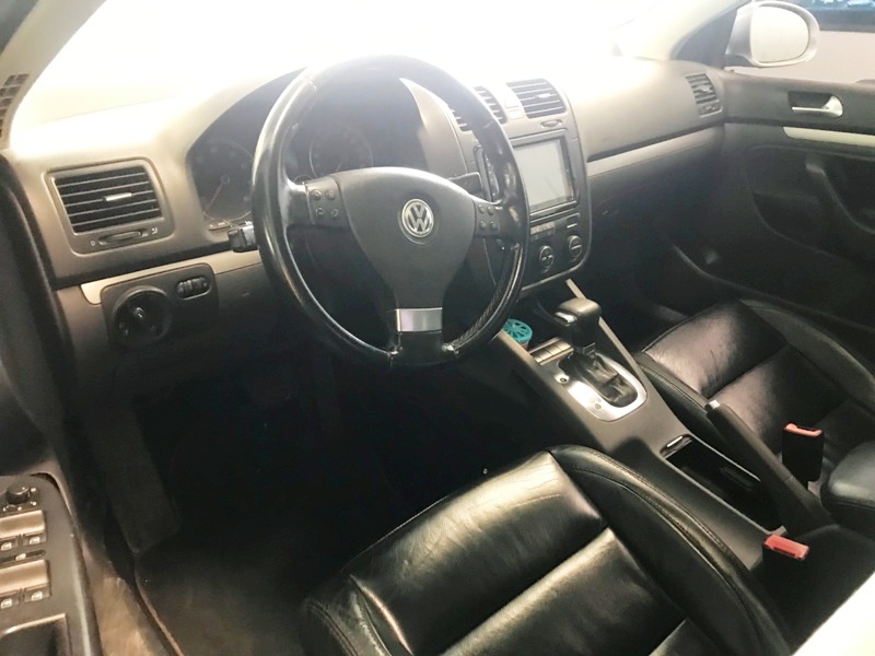 VW - VolksWagen Jetta 2.5 Sedan