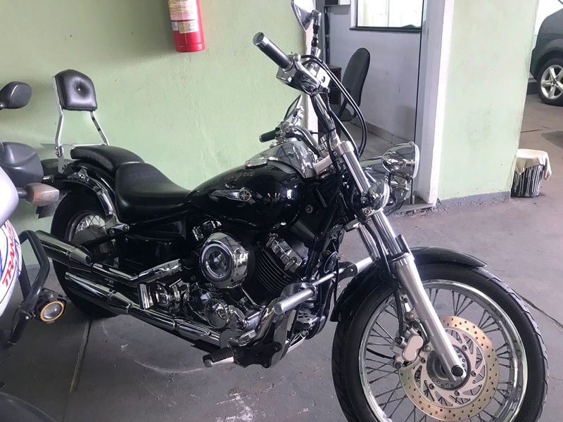 YAMAHA XVS 650 DRAG STAR	
