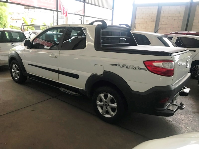Fiat Strada Freedom 1.4 Flex 8V CD