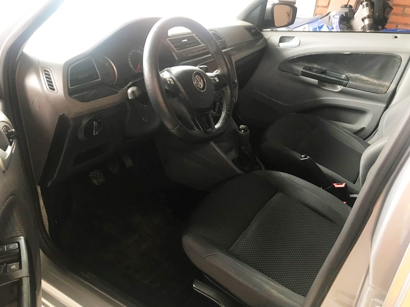 VW - VolksWagen Voyage Confortline 1.6