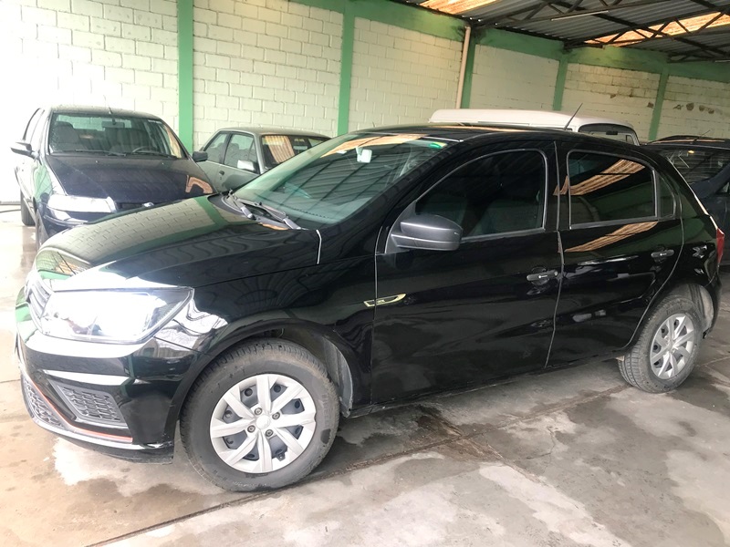 VW - VolksWagen Gol (novo) 1.0 Mi Total Flex 8V 4p