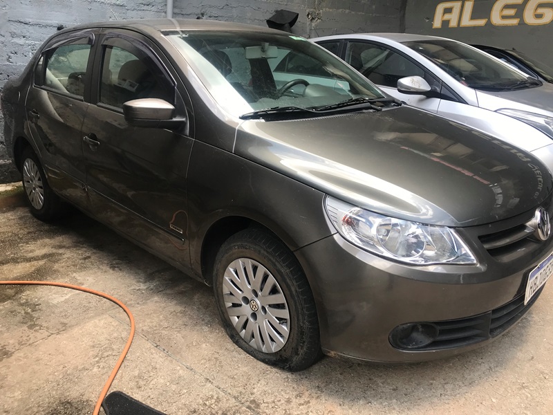 VW - VolksWagen VOYAGE 1.6/1.6 City  Mi Total Flex 8V 4p	