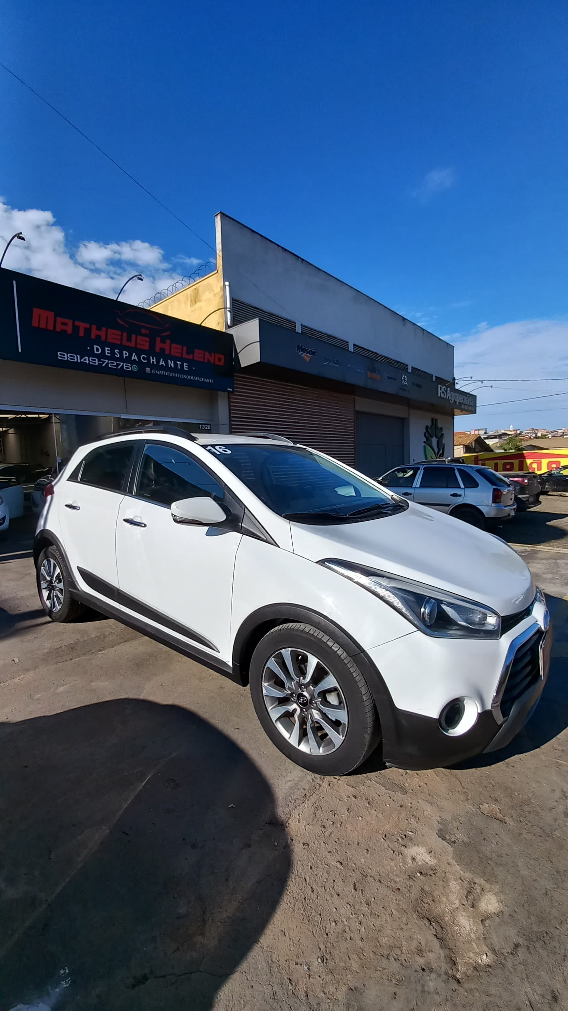 Hyundai HB20X Premium 1.6 Flex 16V Mec.	