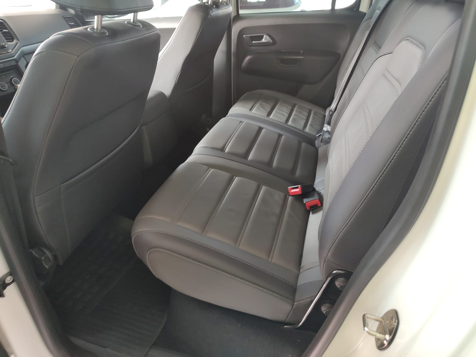 VW - VolksWagen Amarok CD 4x4 High