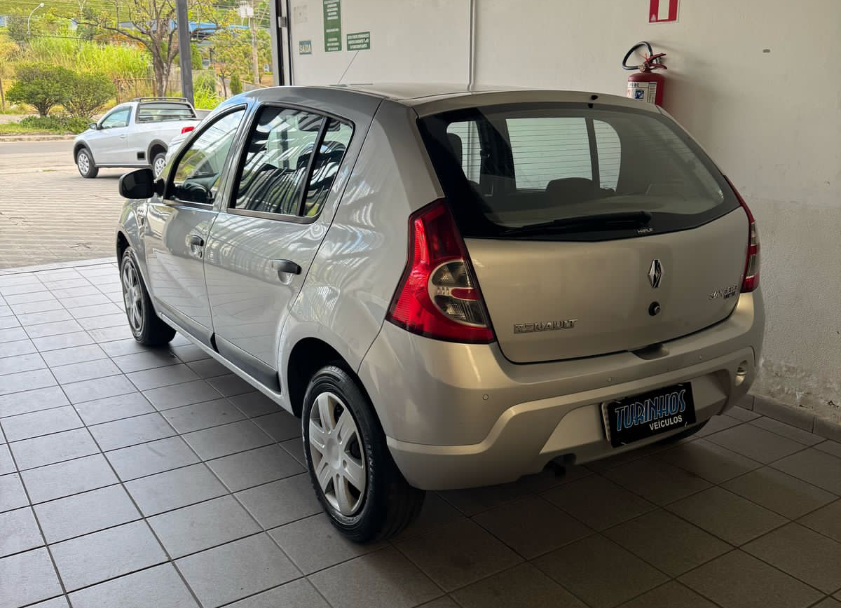 Renault SANDERO Dyna. EasyR Hi-Flex 1.6 8V
