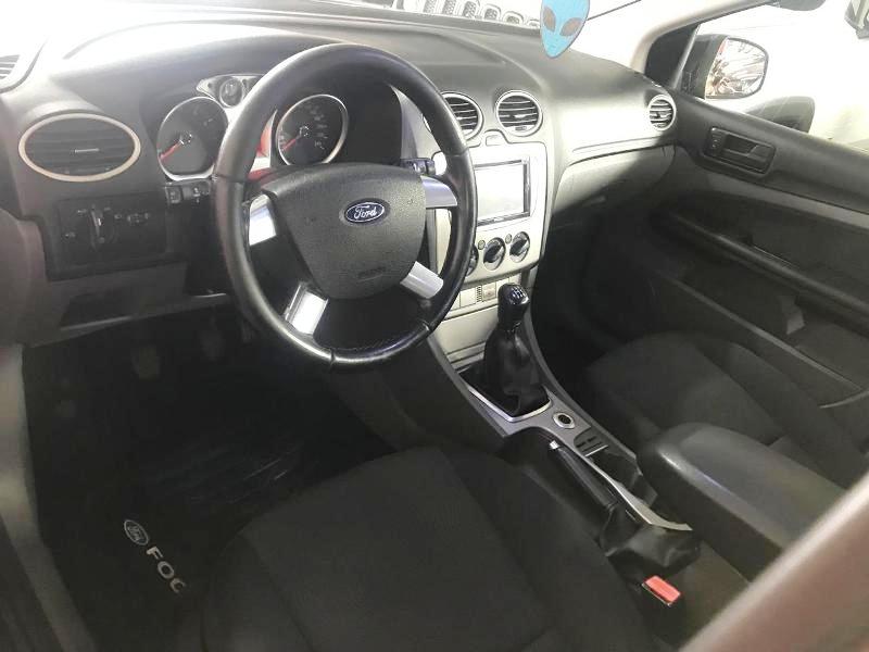 Ford Focus 1.6 S/SE/SE Plus Flex 8V/16V  5p