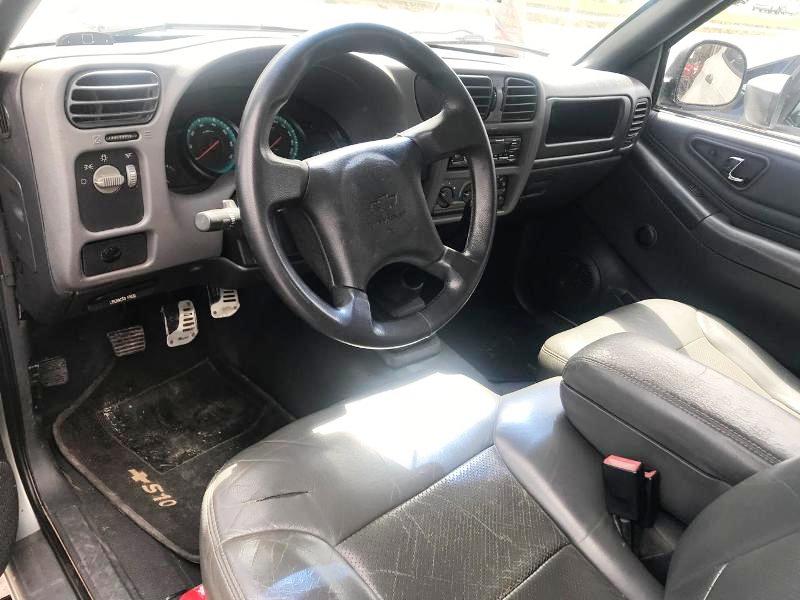 GM - Chevrolet S10 4x2 Gasolina