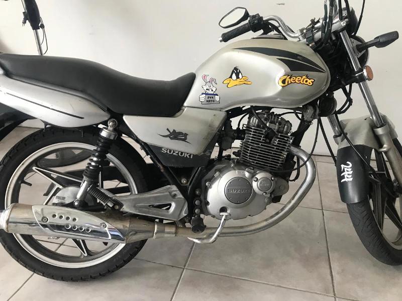SUZUKI EN 125 YES