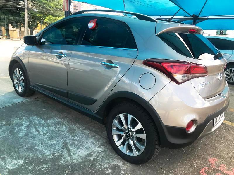 Hyundai HB20 X