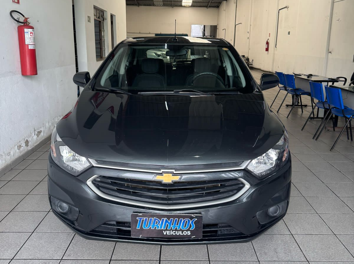 GM - Chevrolet Onix LT 1.0