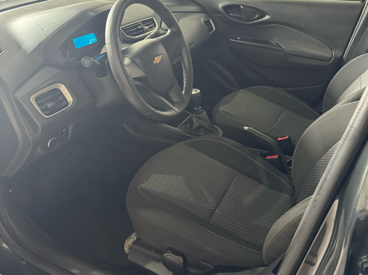 GM - Chevrolet Onix LT 1.0