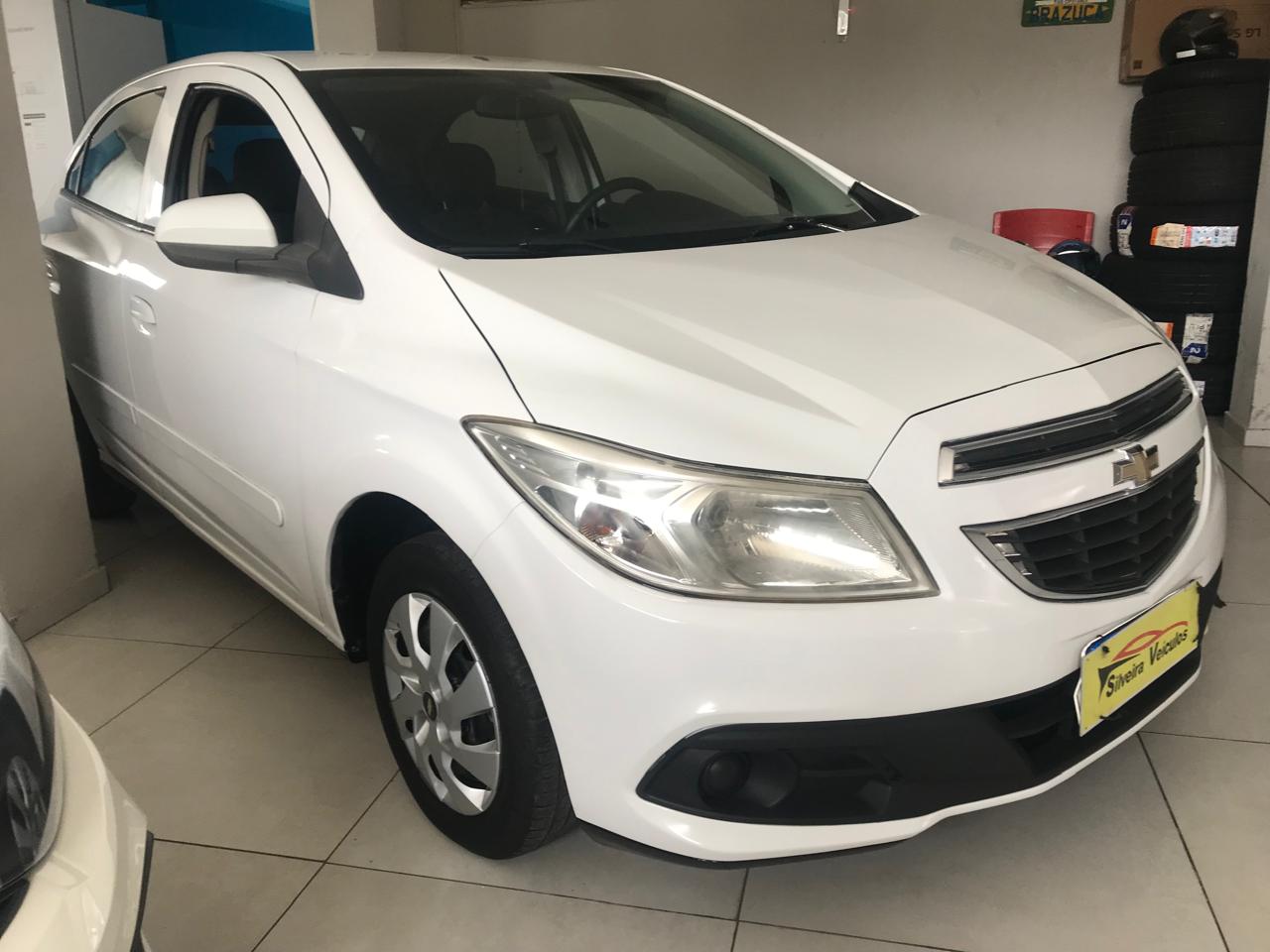 GM - Chevrolet ONIX HATCH LS 1.0 8V FlexPower 5p Mec.