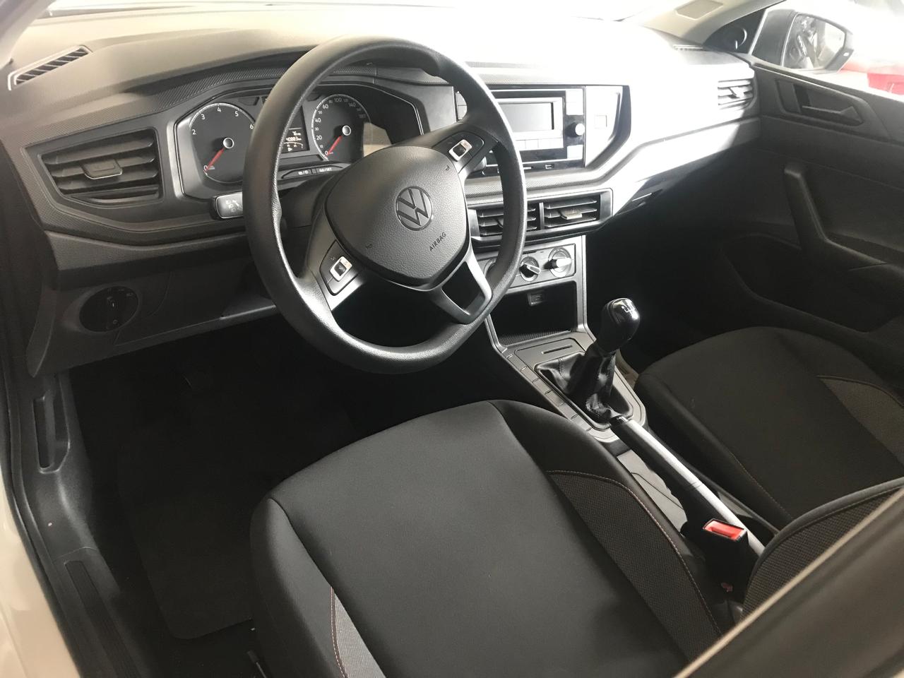 VW - VolksWagen Polo
