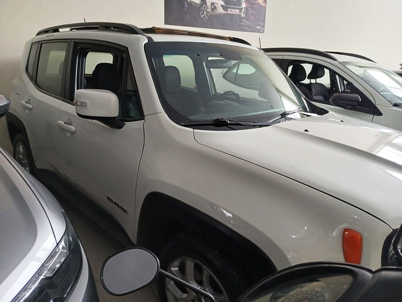 Jeep Renegade AT	