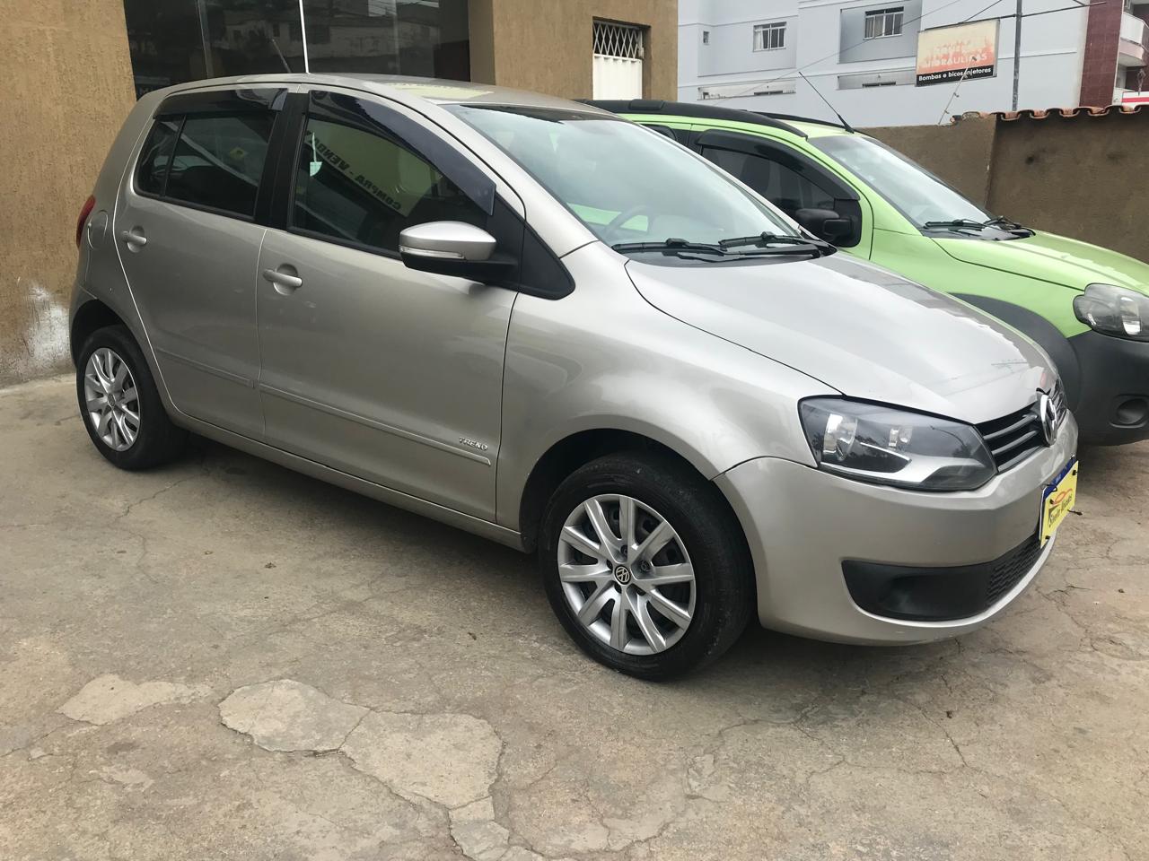 VW - VolksWagen FOX 1.0 iTREND Completo	