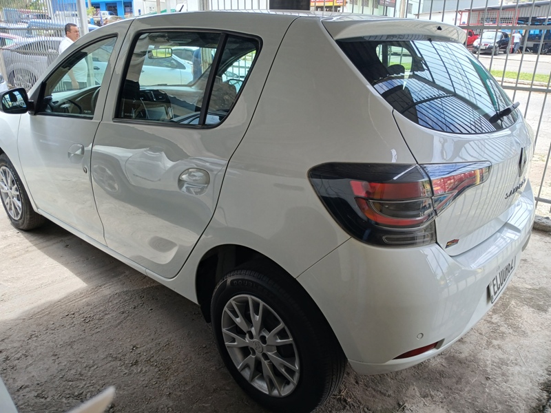 Renault SANDERO Auth. Plus Hi-Power 1.0 16V 5p