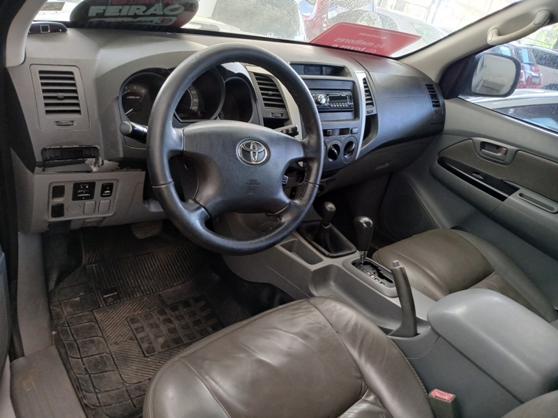 Toyota Hilux CD SRV 4x2 2.7 16V 142cv