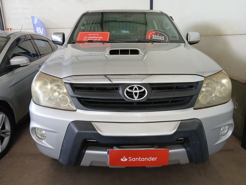 Toyota Hilux CD SRV 4x2 2.7 16V 142cv	