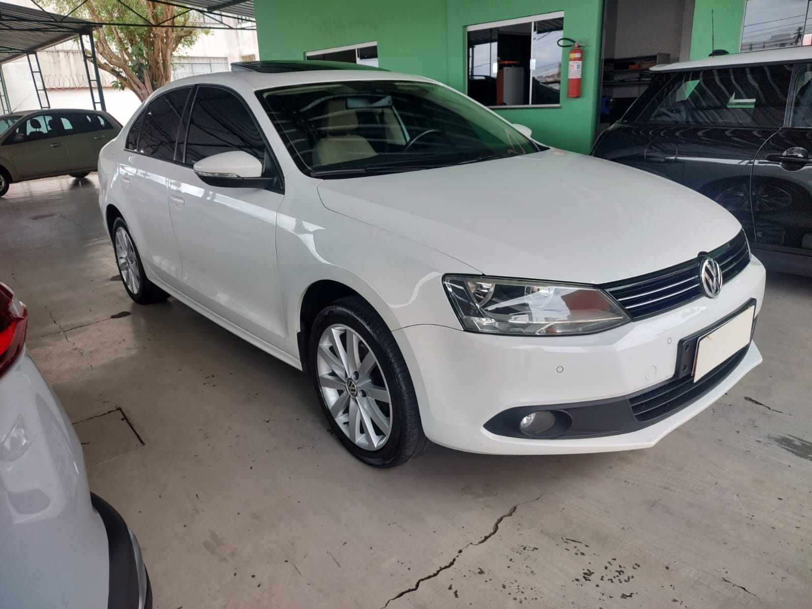 VW - VolksWagen JETTA Comfortline 2.0 T.Flex 8V 4p Tipt.