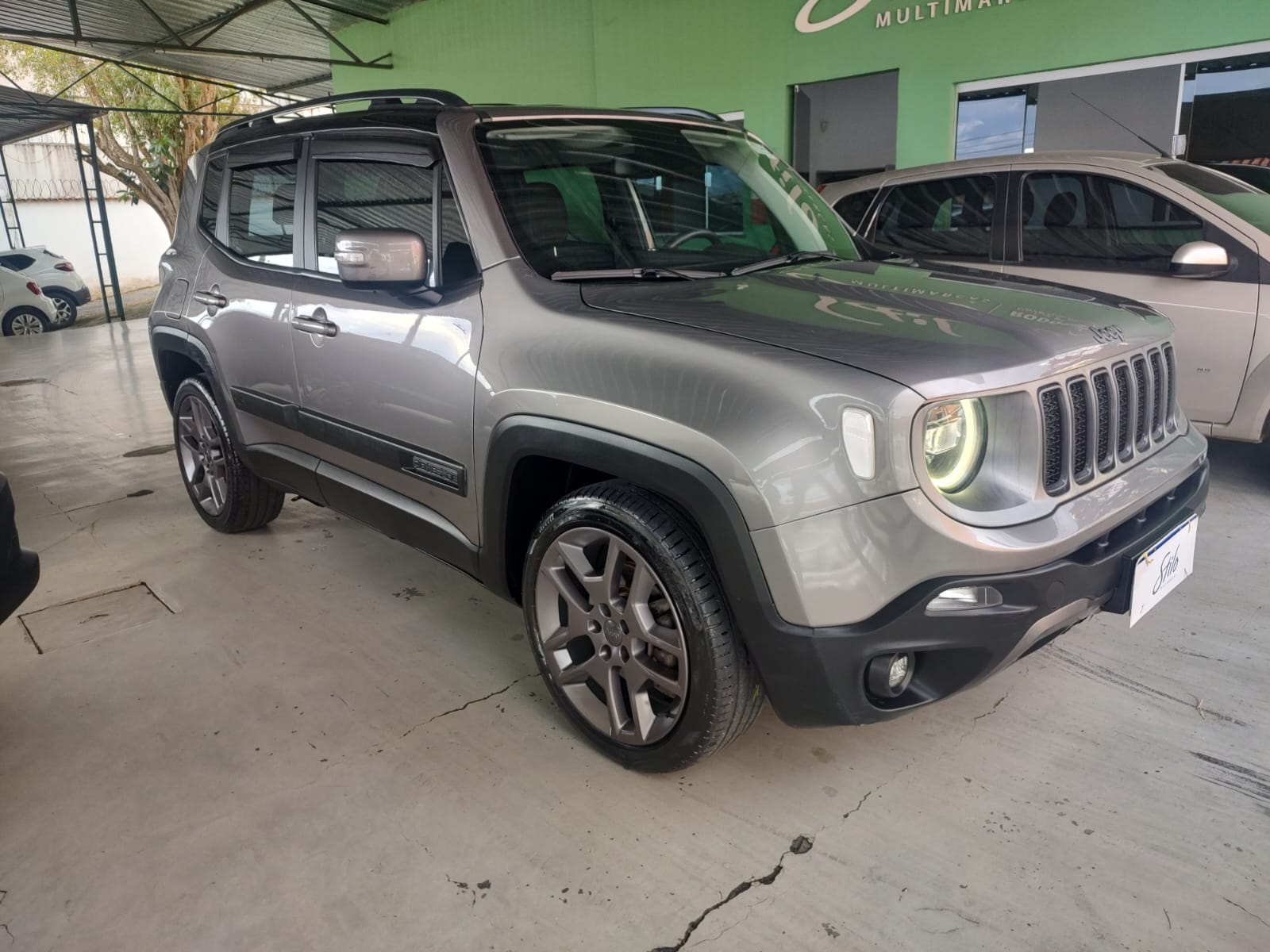 Jeep Renegade Limited 1.8 4X2 Flex 16V Aut.