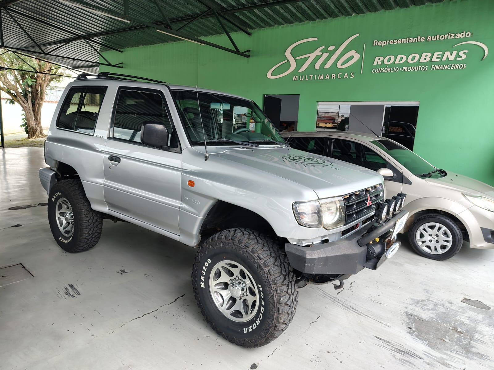 Mitsubishi Pajero GLS 3.5 V6 2p Aut	
