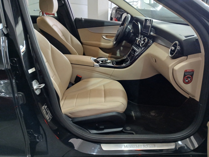 Mercedes-Benz C-180 1.6 Turbo 16V/Flex 16V Aut.