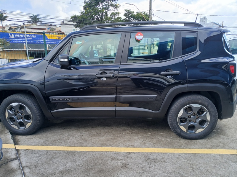 Jeep Renegade Sport 1.8 4x2 Flex 16V Mec.
