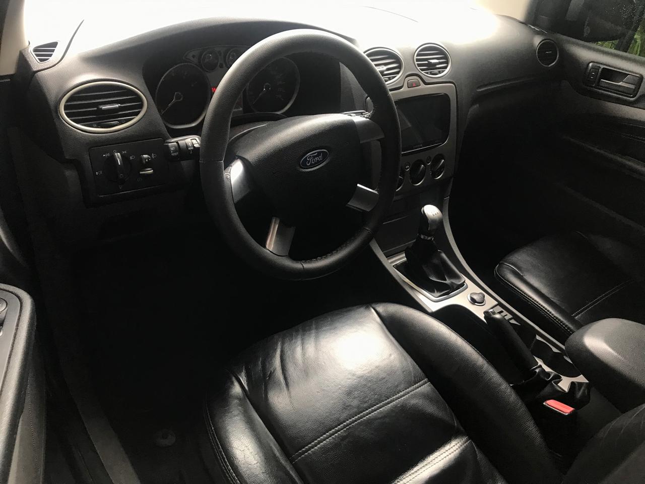 Ford Focus 1.6 S/SE/SE Plus Flex 8V/16V  5p