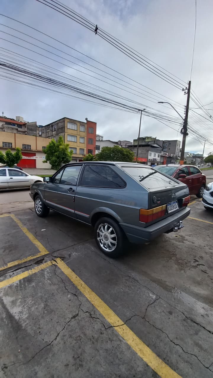 VW - VolksWagen Gol CL 1.6 Mi 2p e 4p