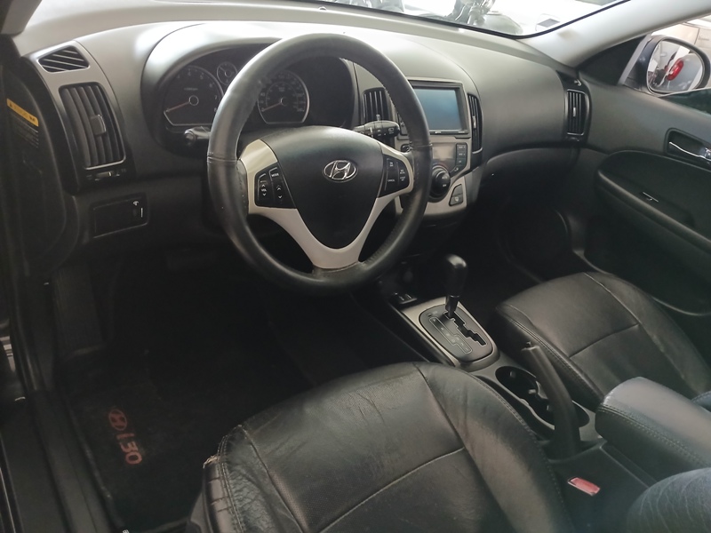 Hyundai i30 2.0 16V 145cv 5p Aut.