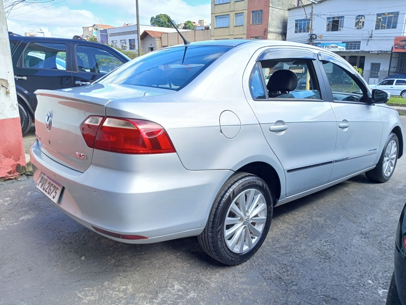 VW - VolksWagen VOYAGE 1.6 MSI Flex 8V 4p
