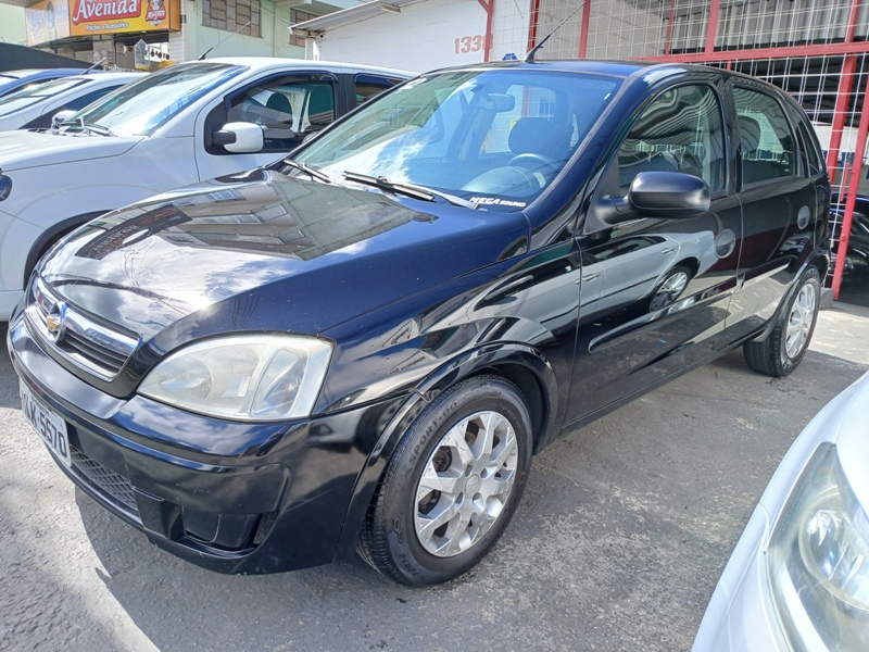 GM - Chevrolet Corsa Hatch