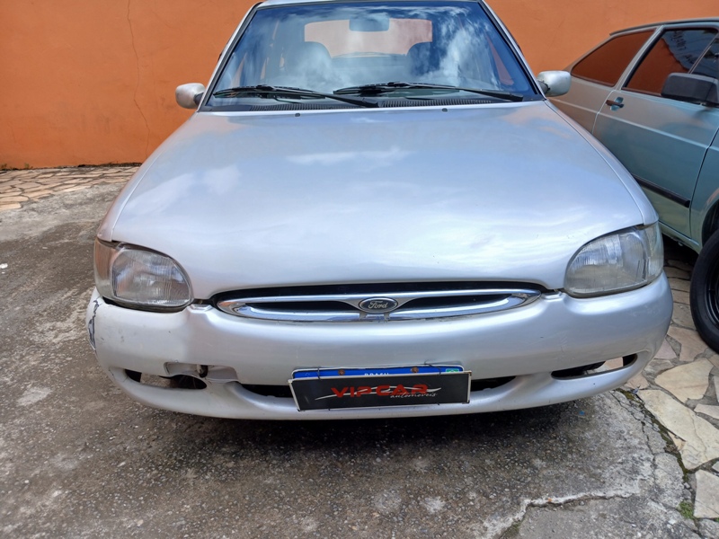Ford Escort GL 1.8i / 1.8