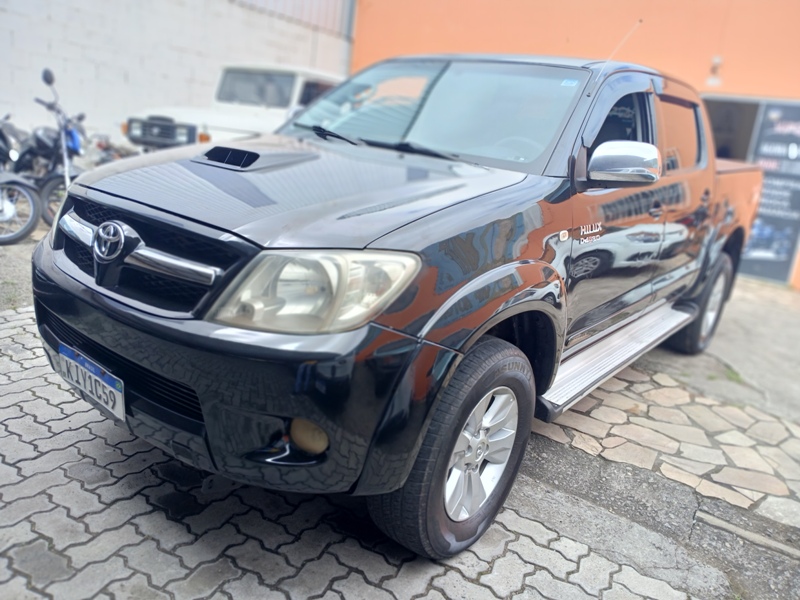 Toyota Hilux CD SRV 4x4 2.7 Flex 16V Aut.