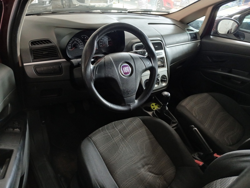 Fiat Punto ATTRACTIVE 1.4 Fire Flex 8V 5p