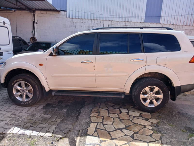 Mitsubishi Pajero DAKAR/HPE 3.5 4x4 Flex 5p Aut.