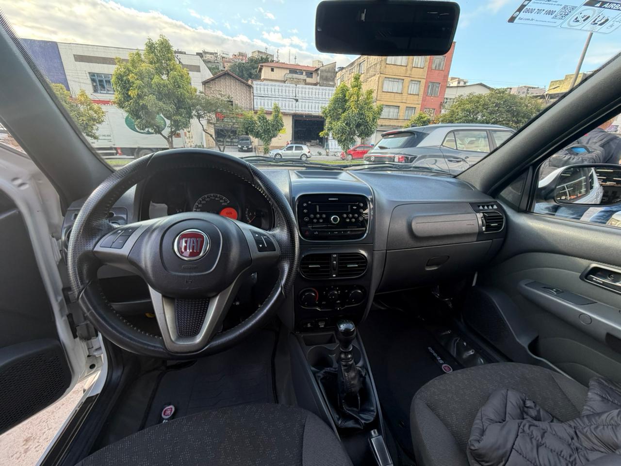 Fiat Strada Freedom 1.4 Flex 8V CD