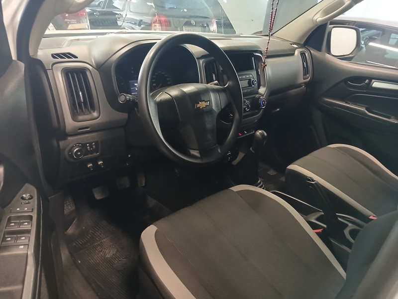 GM - Chevrolet S10 Pick-Up LS 2.8 TDI 4x4 CS Diesel