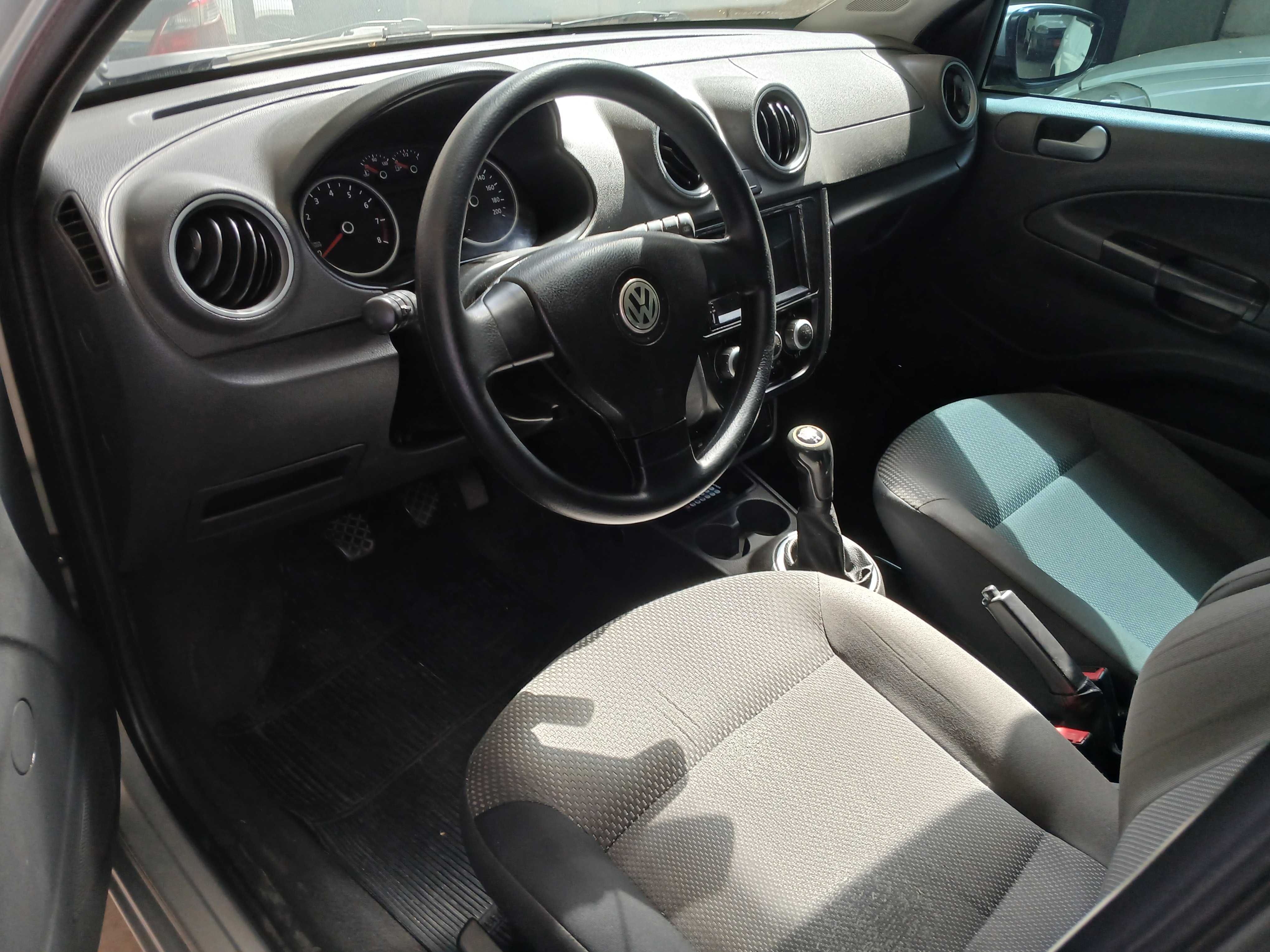 VW - VolksWagen VOYAGE  Trendline 1.0 T.Flex 8V 4p