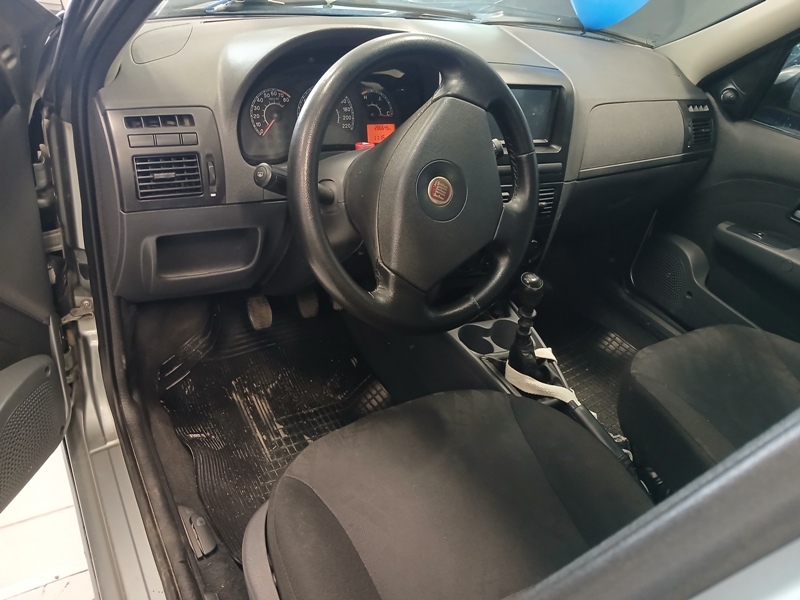 Fiat Siena EL 1.0 mpi Fire Flex 8V 4p