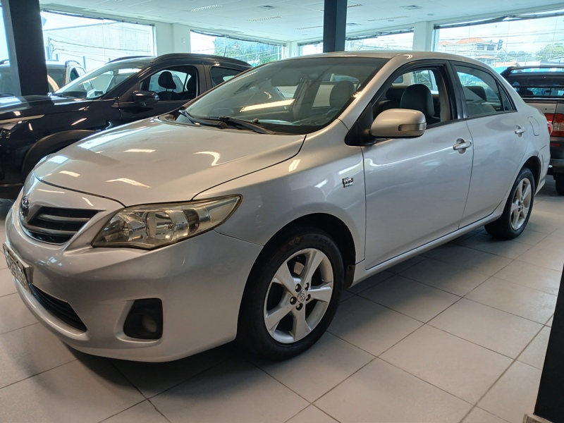 Toyota Corolla XEI	