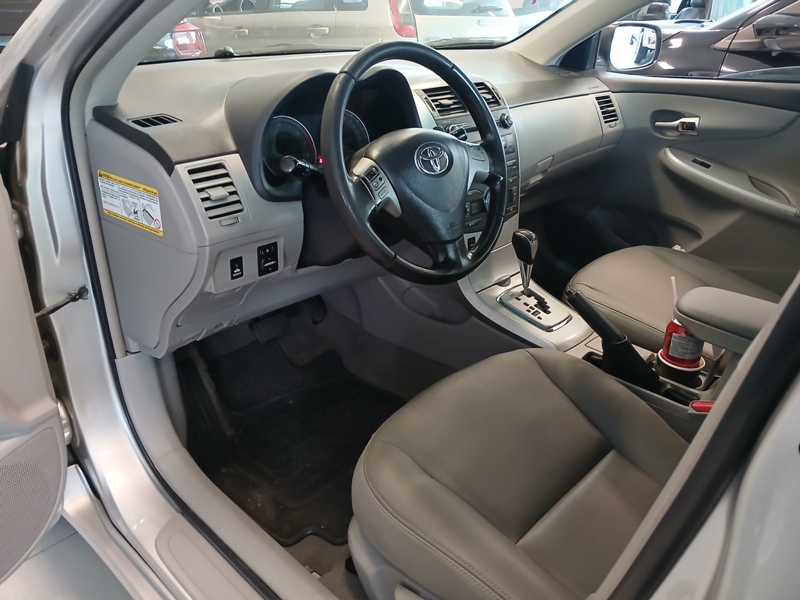 Toyota Corolla XEI