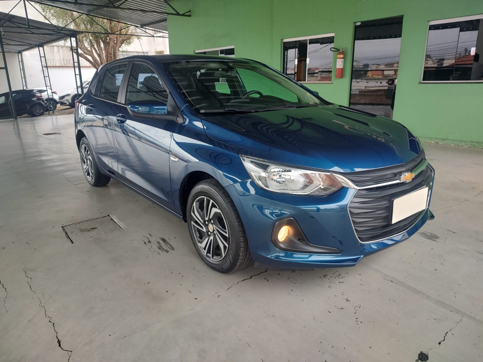 GM - Chevrolet ONIX 1.0 LT TURBO