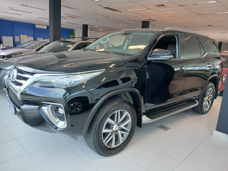 Toyota Hilux SW4 SRX 4x4 4.0 V6 24V Aut.