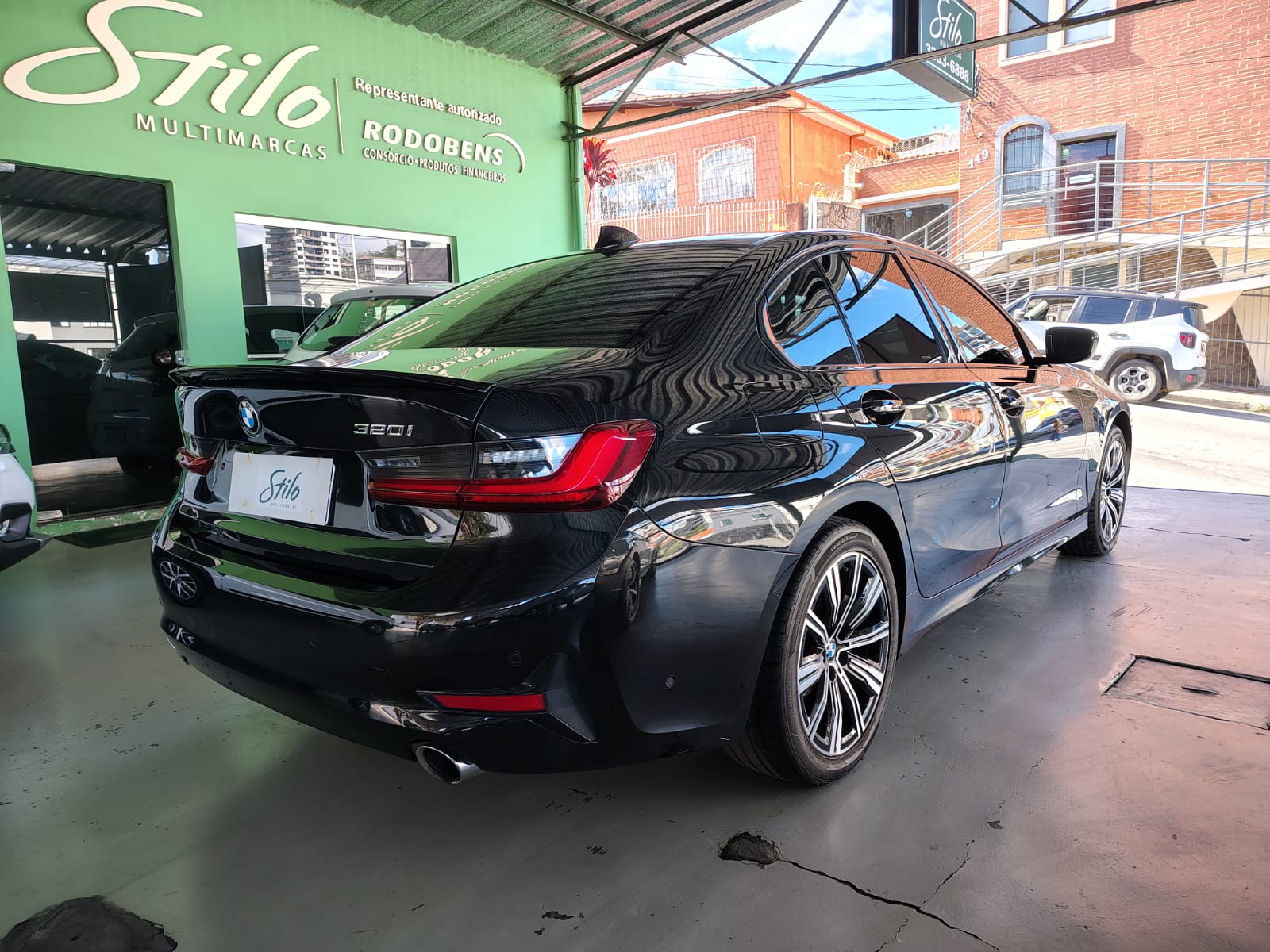 BMW 320iA 2.0 TB M Sport ActiveFlex 16V 4p