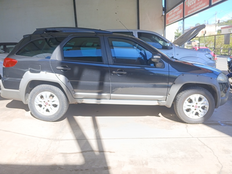 Fiat Palio Week. Adv/Adv TRYON 1.8 mpi Flex