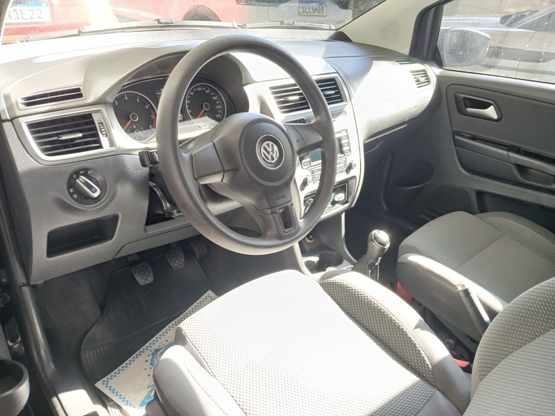 VW - VolksWagen Fox Comfortline 1.6 Flex 8V 5p